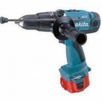 MAKİTA 8414DWAE DARBELİ MATKAP TORNAVİDA