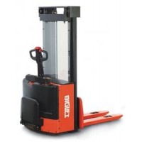 BIGLIFT Tam Akülü İstifleme Makinası 1600 Kg İki Çatal Uzunluğu 115 Cm