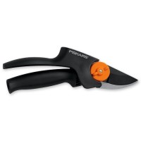 FISKARS 111520 POWERGEAR BYPASS BUDAMA MAKASI (M) 200 mm